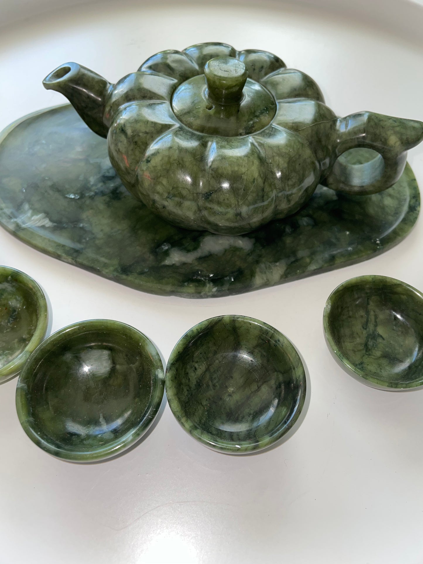 Jade tea set with pot